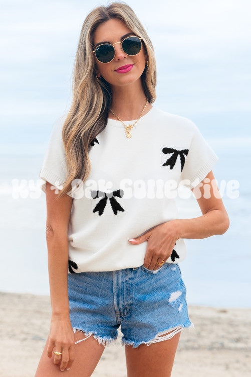 White Bow Applique Short Sleeve Sweater Top