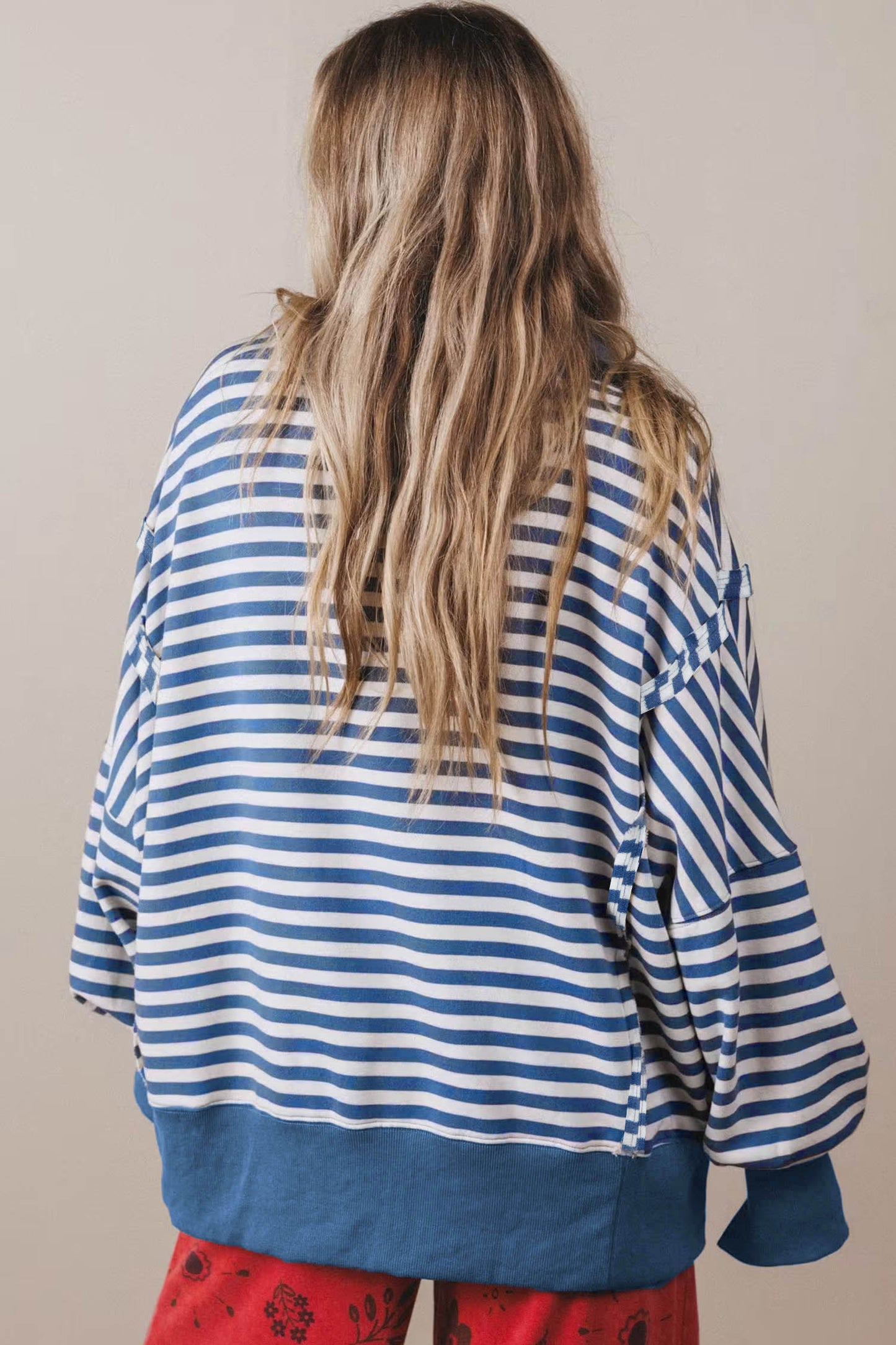 Color Block Trim Raw Seam Split Hem Loose Pullover Sweatshirt