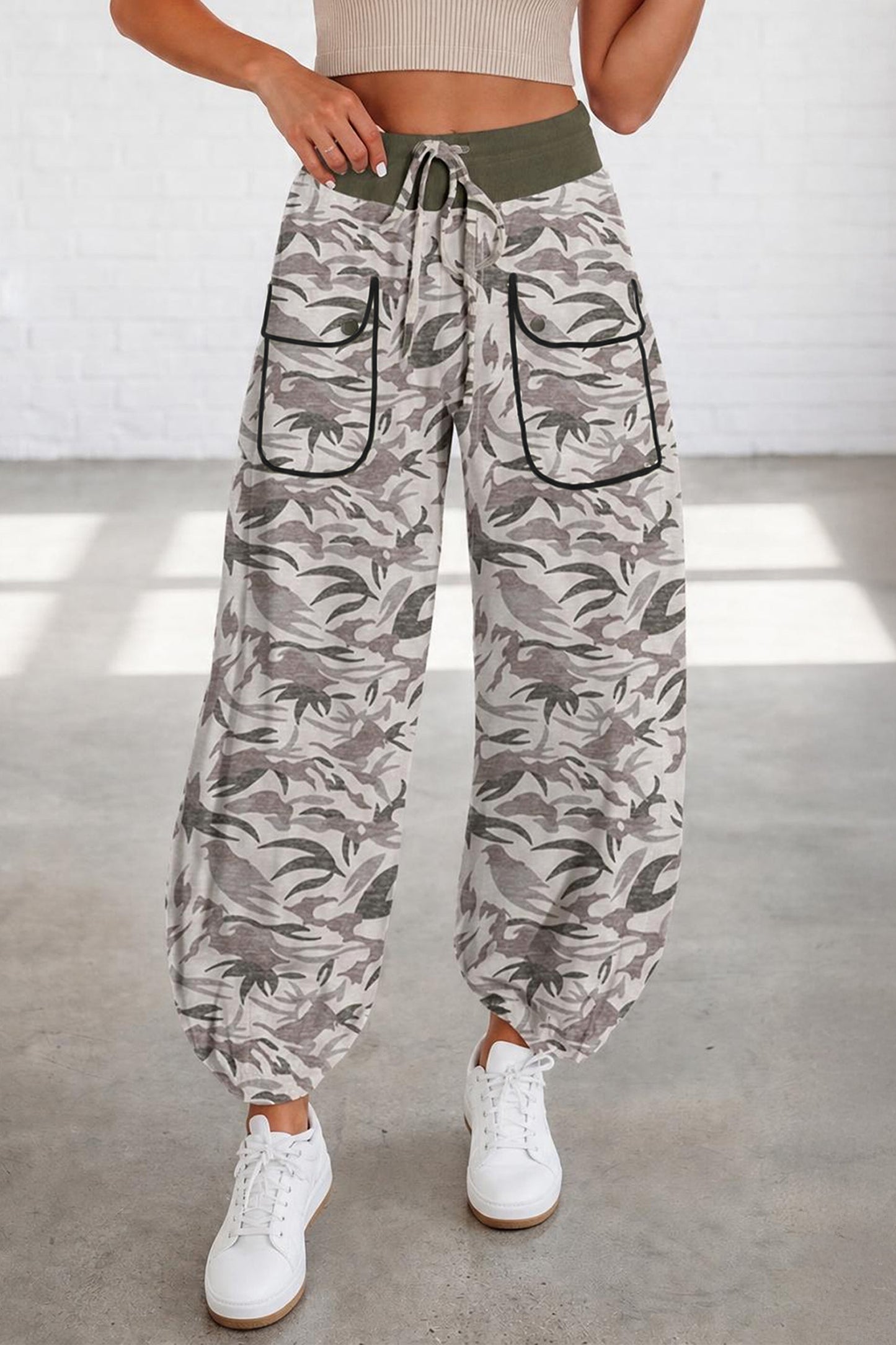 Multicolour Drawstring Contrast Waistband Camouflage Joggers Pants