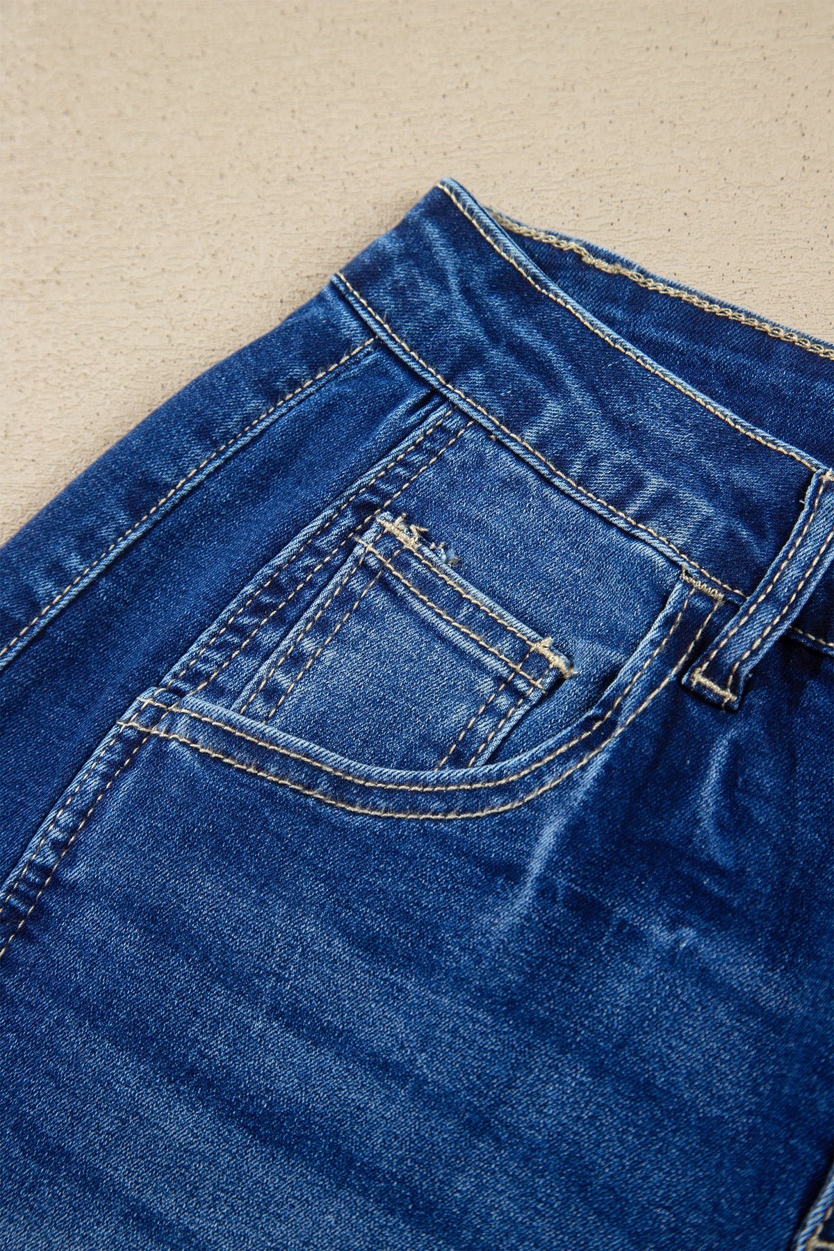 Raw Hem Loose Ankle-length Jeans