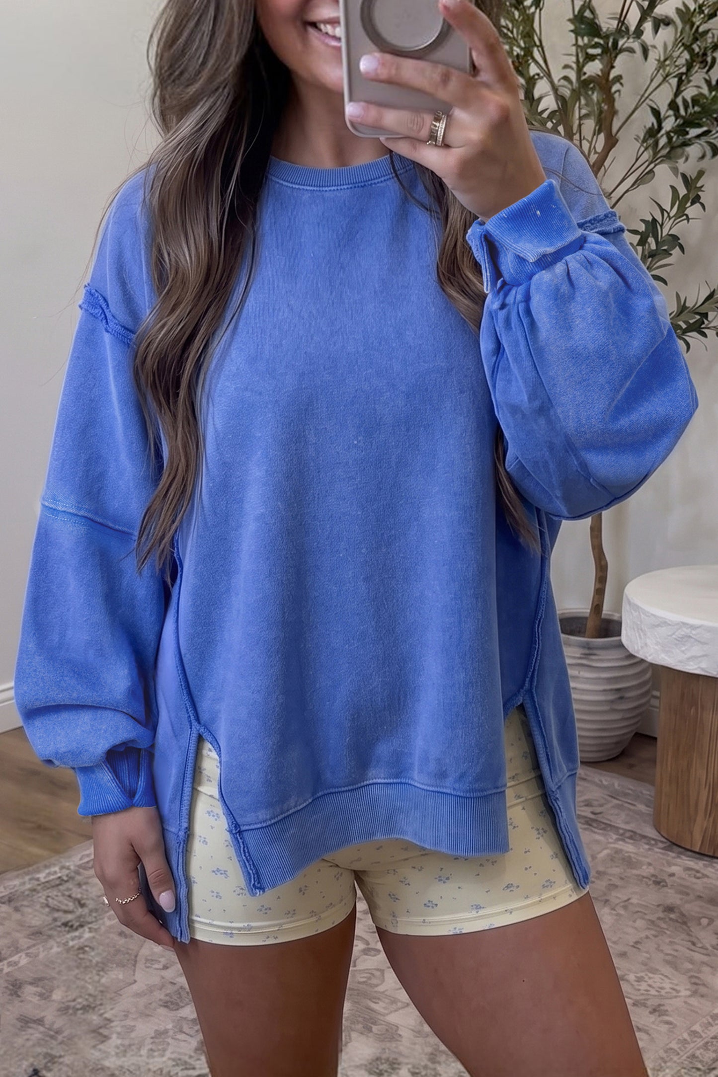 Mineral Wash Split Hem Loose Sweatshirt