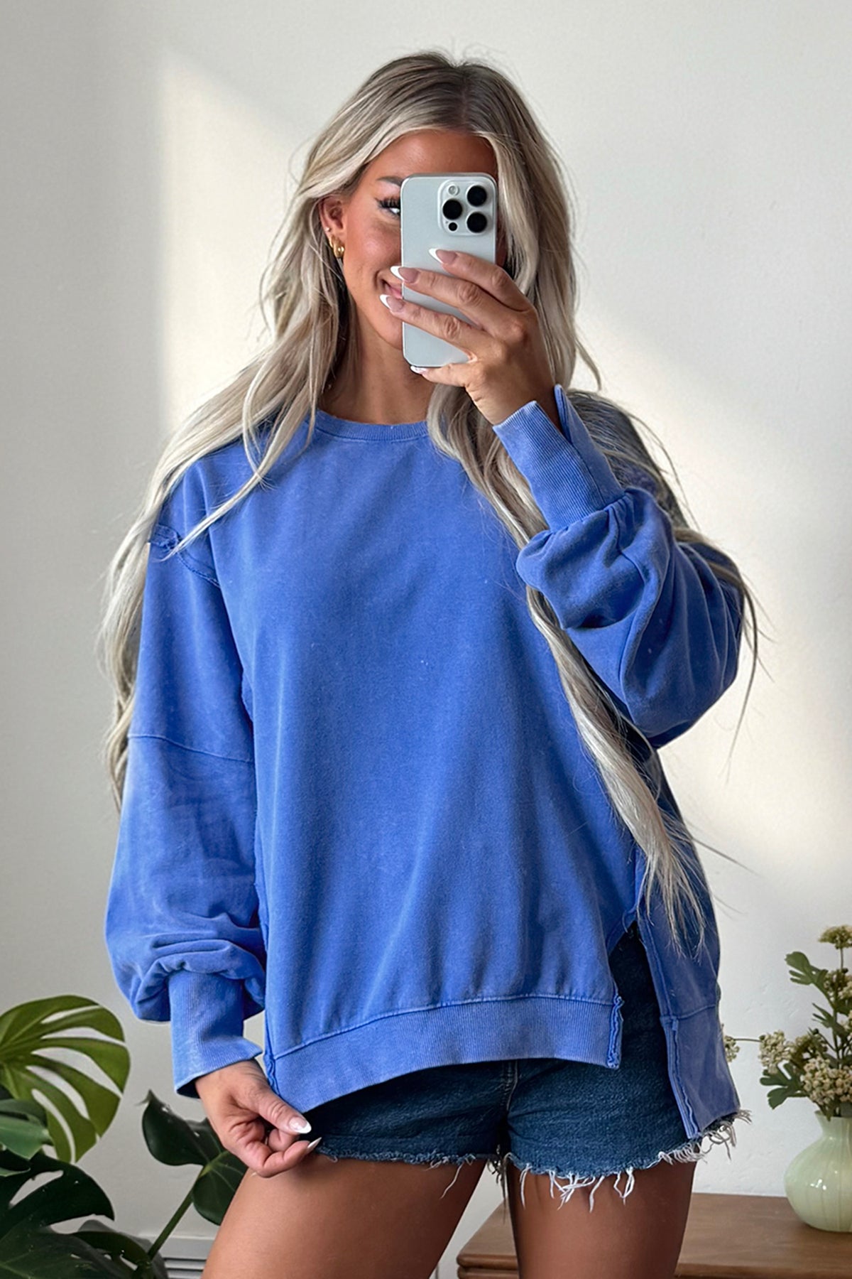 Mineral Wash Split Hem Loose Sweatshirt