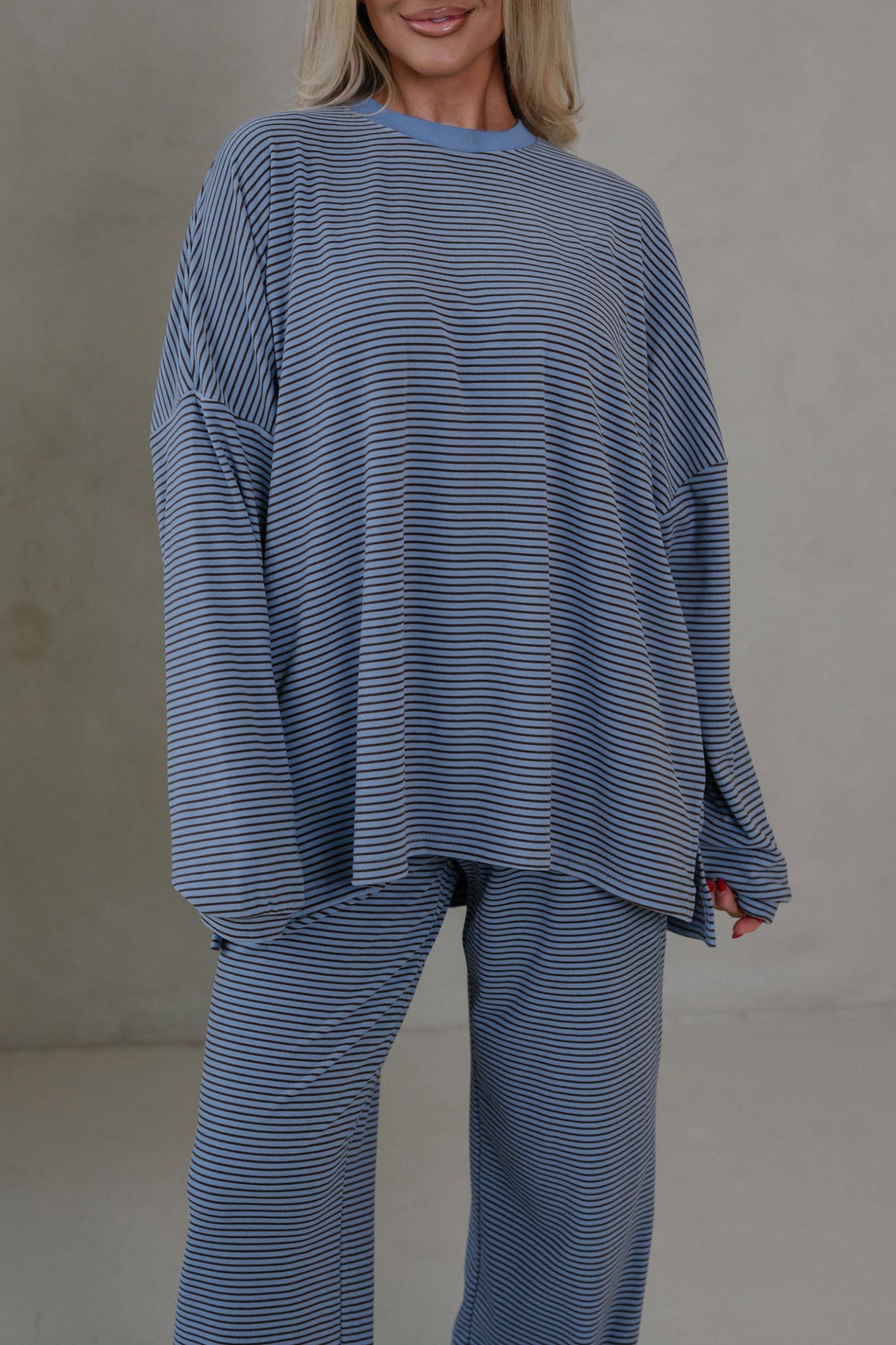 Stripe Contrast Trim Round Neck Oversize Long Sleeve Set