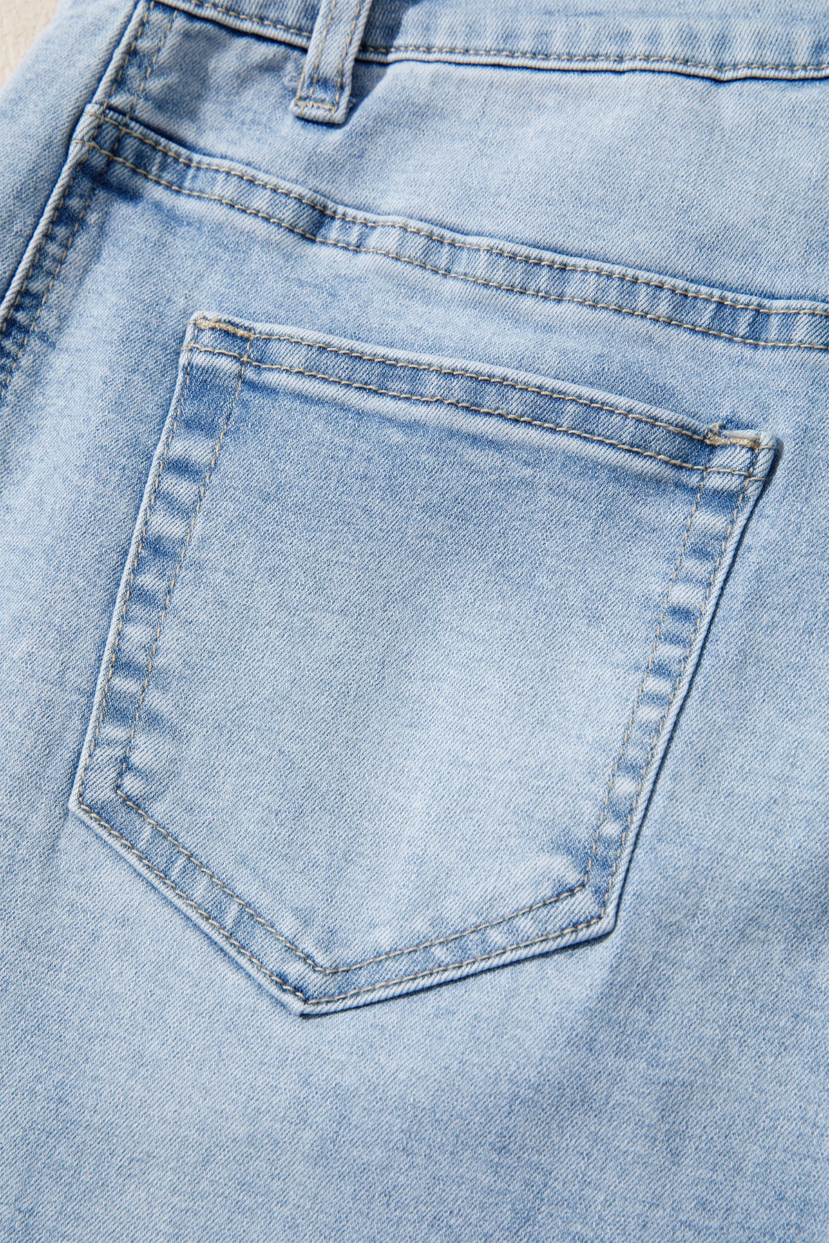 Raw Hem Loose Ankle-length Jeans