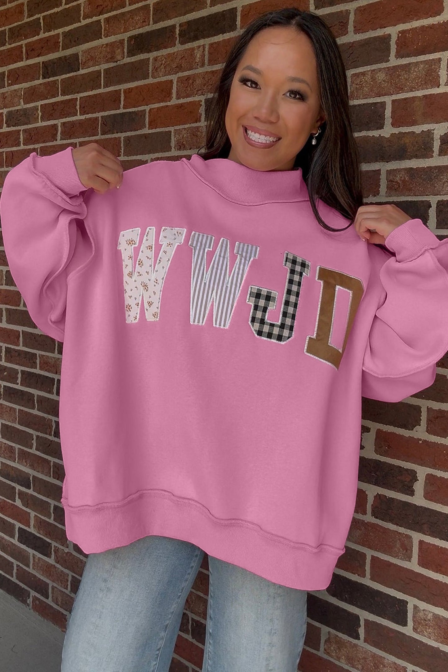 WWJD Mixed Pattern Embroidered Patch Graphic Mock Neck Sweatshirt