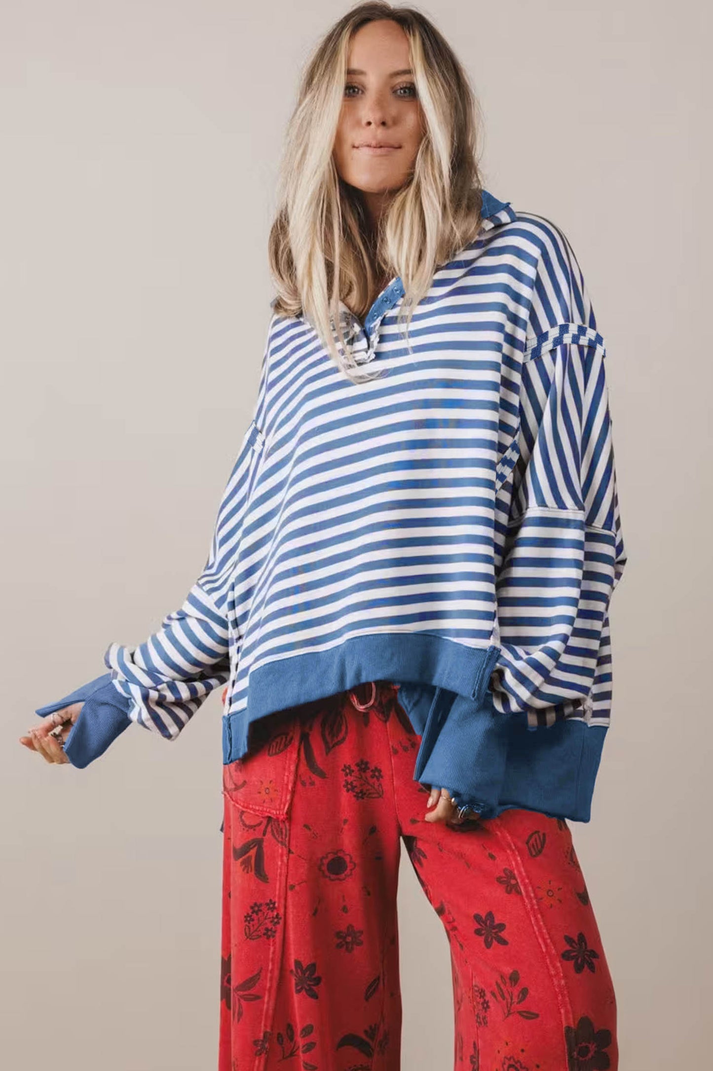 Color Block Trim Raw Seam Split Hem Loose Pullover Sweatshirt