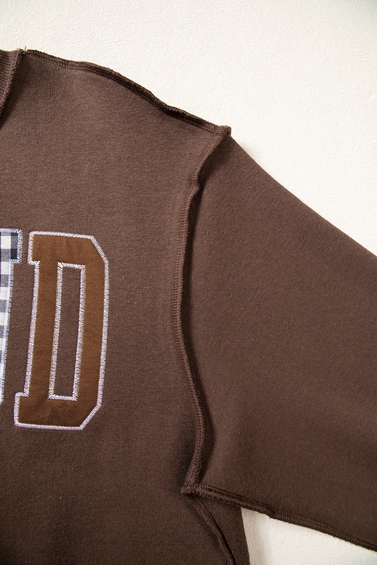 WWJD Mixed Pattern Embroidered Patch Graphic Mock Neck Sweatshirt