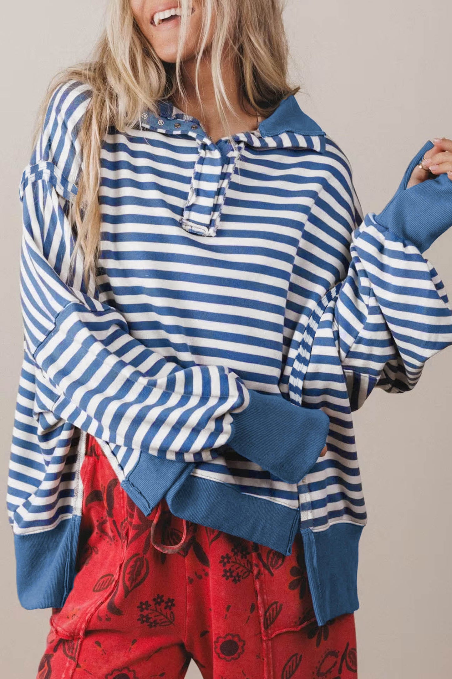 Color Block Trim Raw Seam Split Hem Loose Pullover Sweatshirt